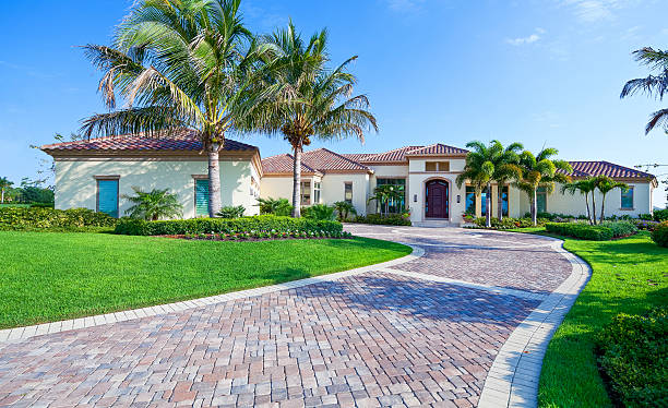Best Driveway Paving Near Me  in Johnston City, IL